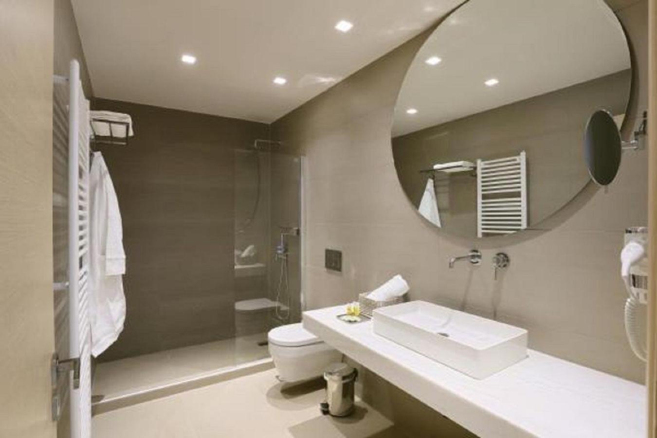 Fivos Luxury Suite เอเธนส์ ภายนอก รูปภาพ